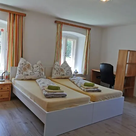 Amtmannhaus Ferienunterkunft منزل ريفي *