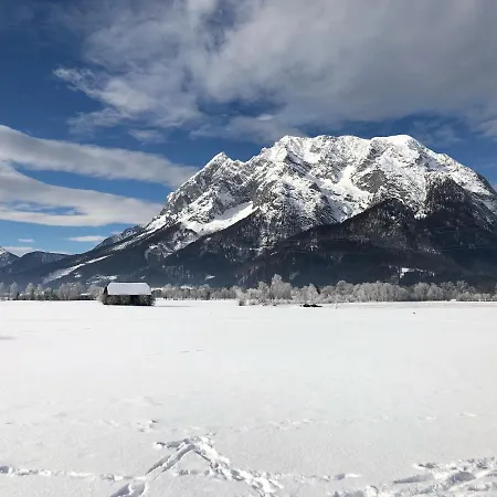Amtmannhaus Ferienunterkunft منزل ريفي اردننغ